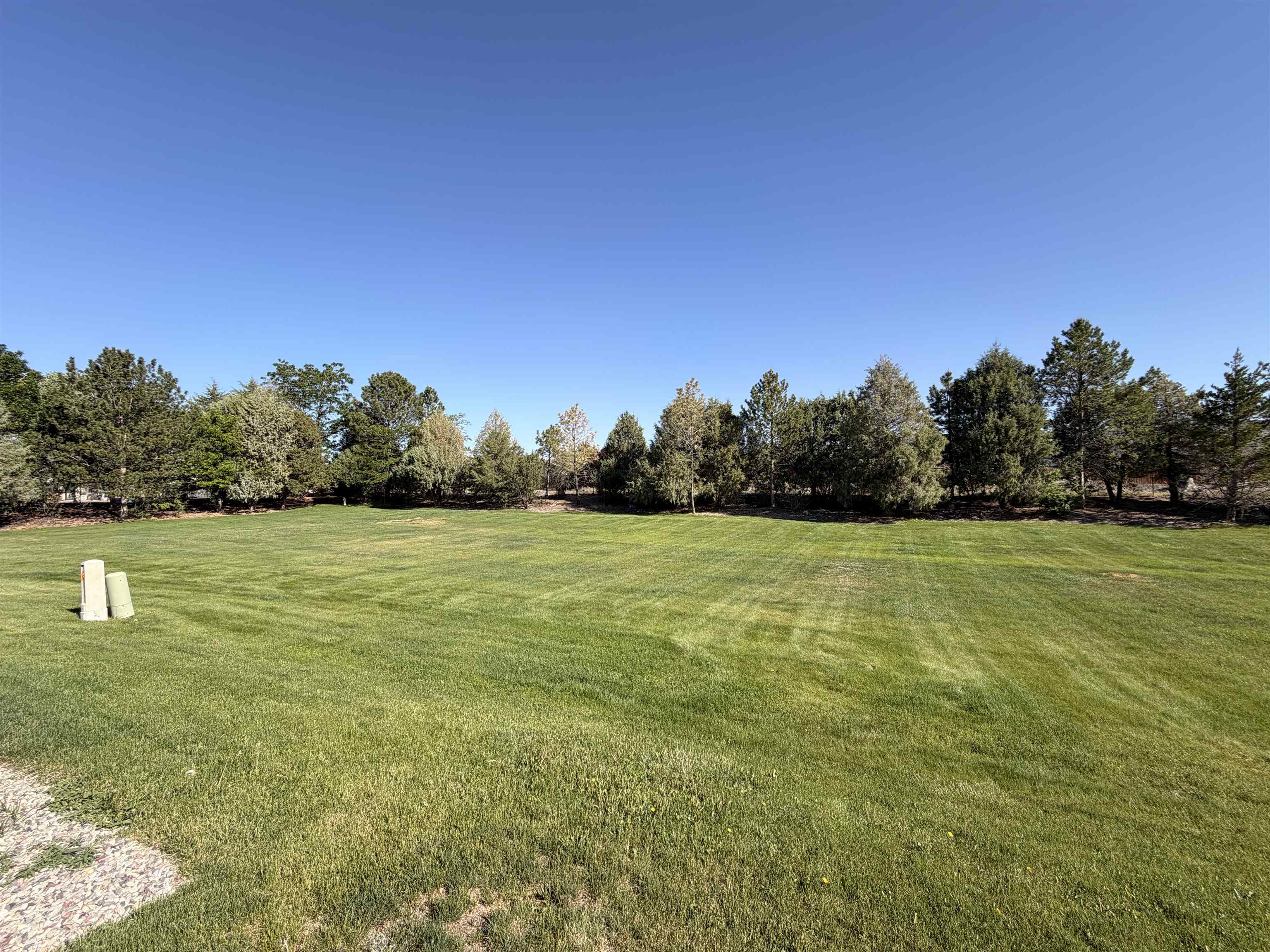 435 32 Road, Unit 826 Clifton, CO 81520 - Photo 15 of 17 a view of outdoor space with green field