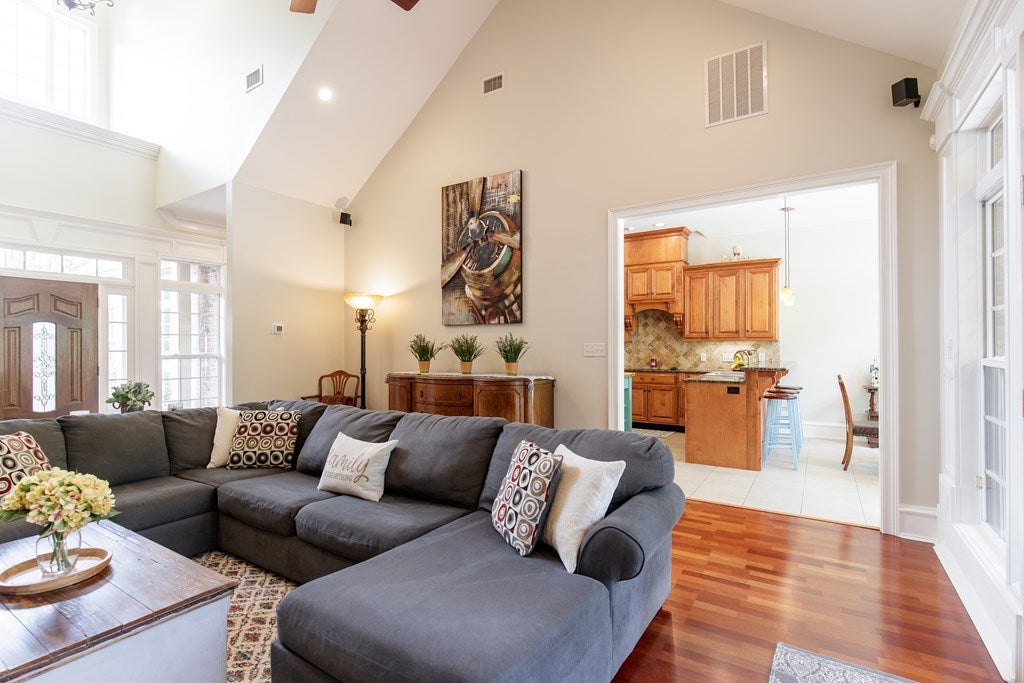 4978 Summit Ridge Road Valdosta, GA 31602 - Photo 9 of 46 Gallery Image 9