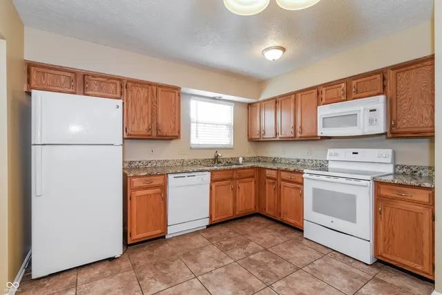 $2,135 | 7727 Maradona Drive South, Indianapolis, IN 46214