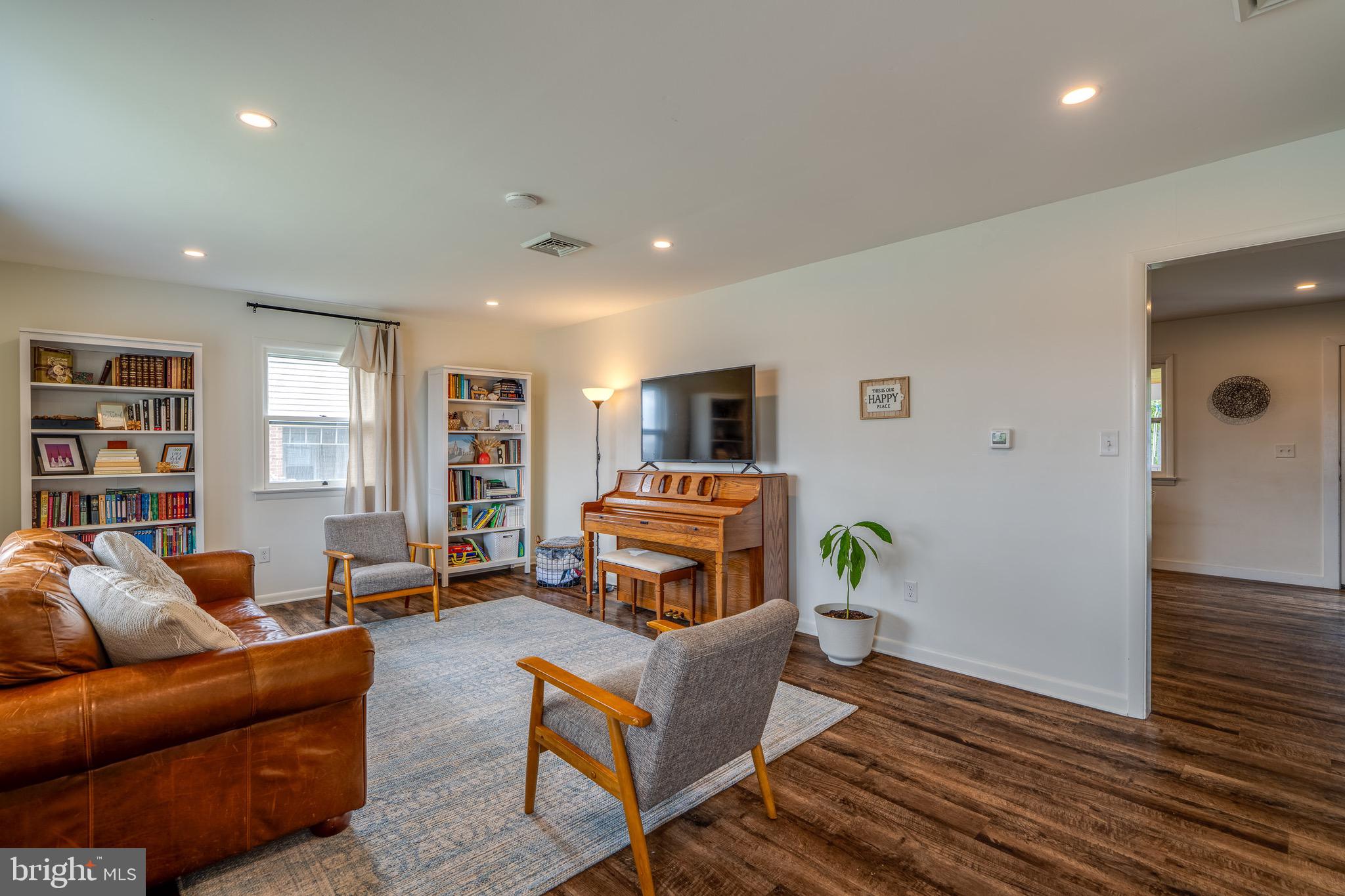 17 Briarcliff Road Elizabethtown, PA 17022 - Photo 7 of 47