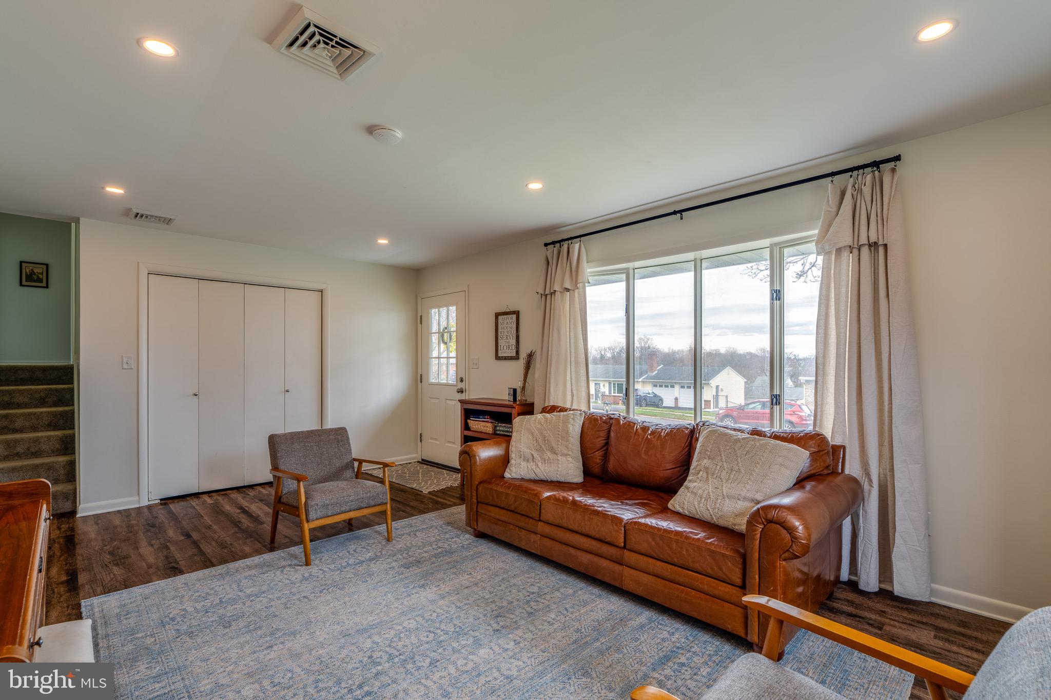 17 Briarcliff Road Elizabethtown, PA 17022 - Photo 9 of 47