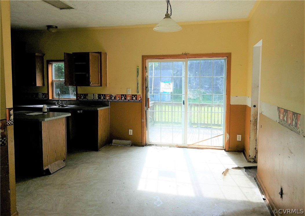 7774 White Marsh Road Elberon, VA 23846 - Photo 8 of 15 Gallery Image 8