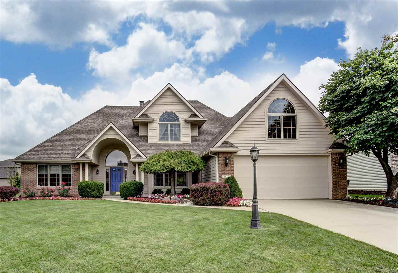 1810 Oakville Road Fort Wayne, IN 46818 - Photo 2 of 34