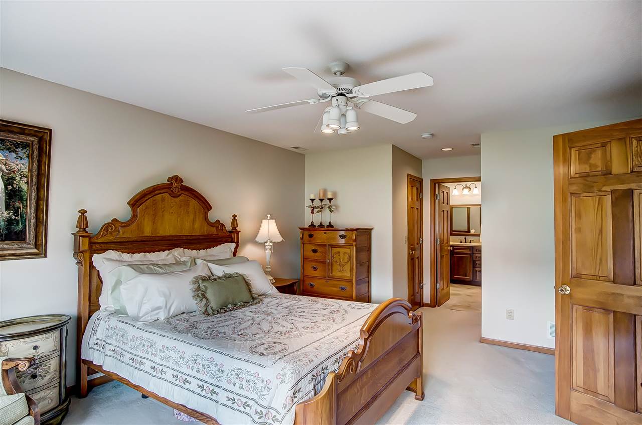 1810 Oakville Road Fort Wayne, IN 46818 - Photo 17 of 34