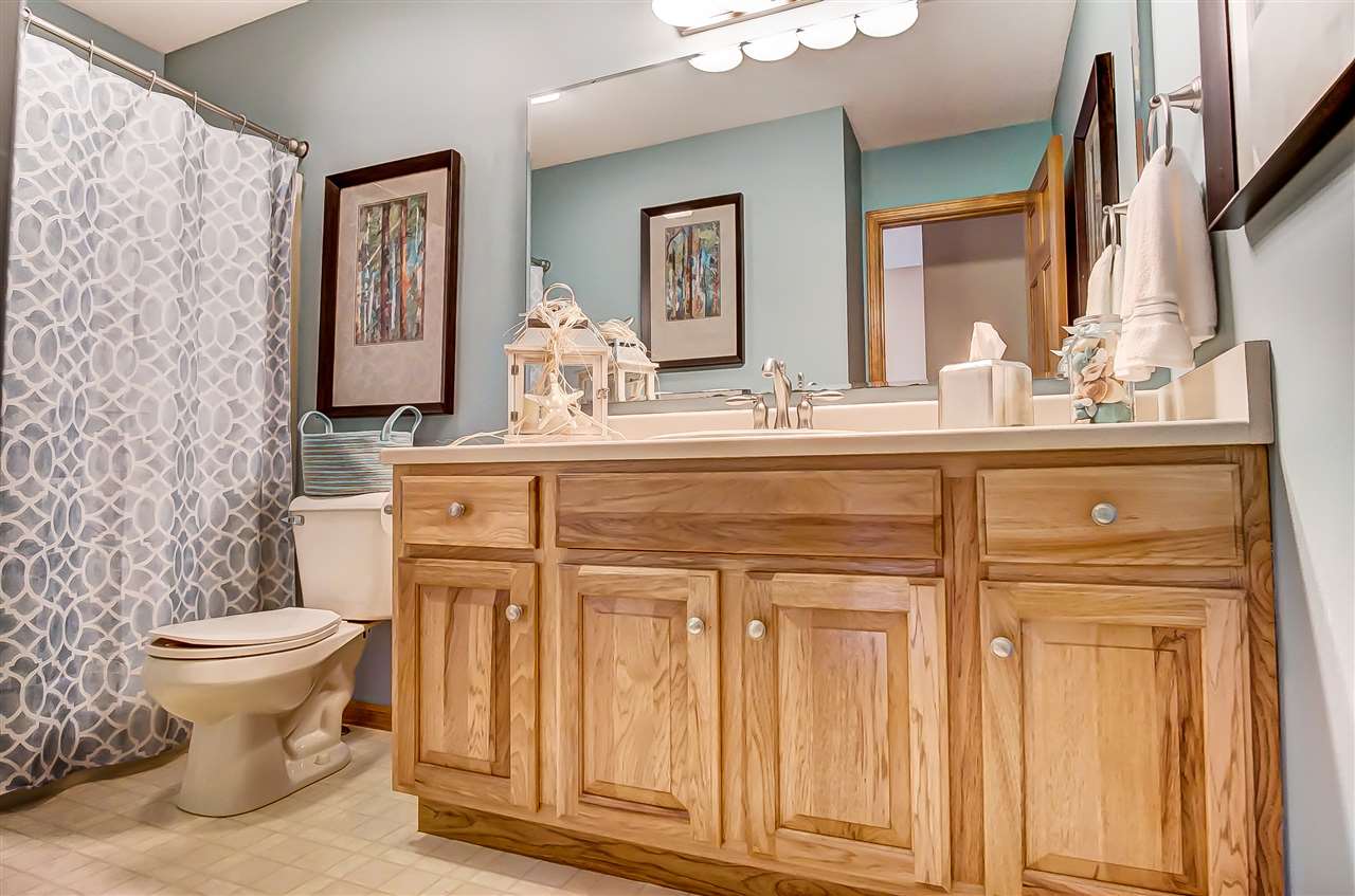 1810 Oakville Road Fort Wayne, IN 46818 - Photo 24 of 34