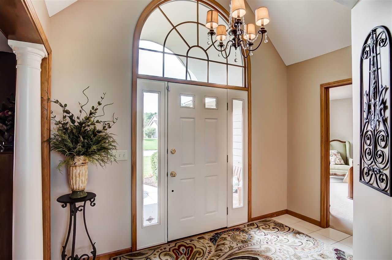 1810 Oakville Road Fort Wayne, IN 46818 - Photo 4 of 34