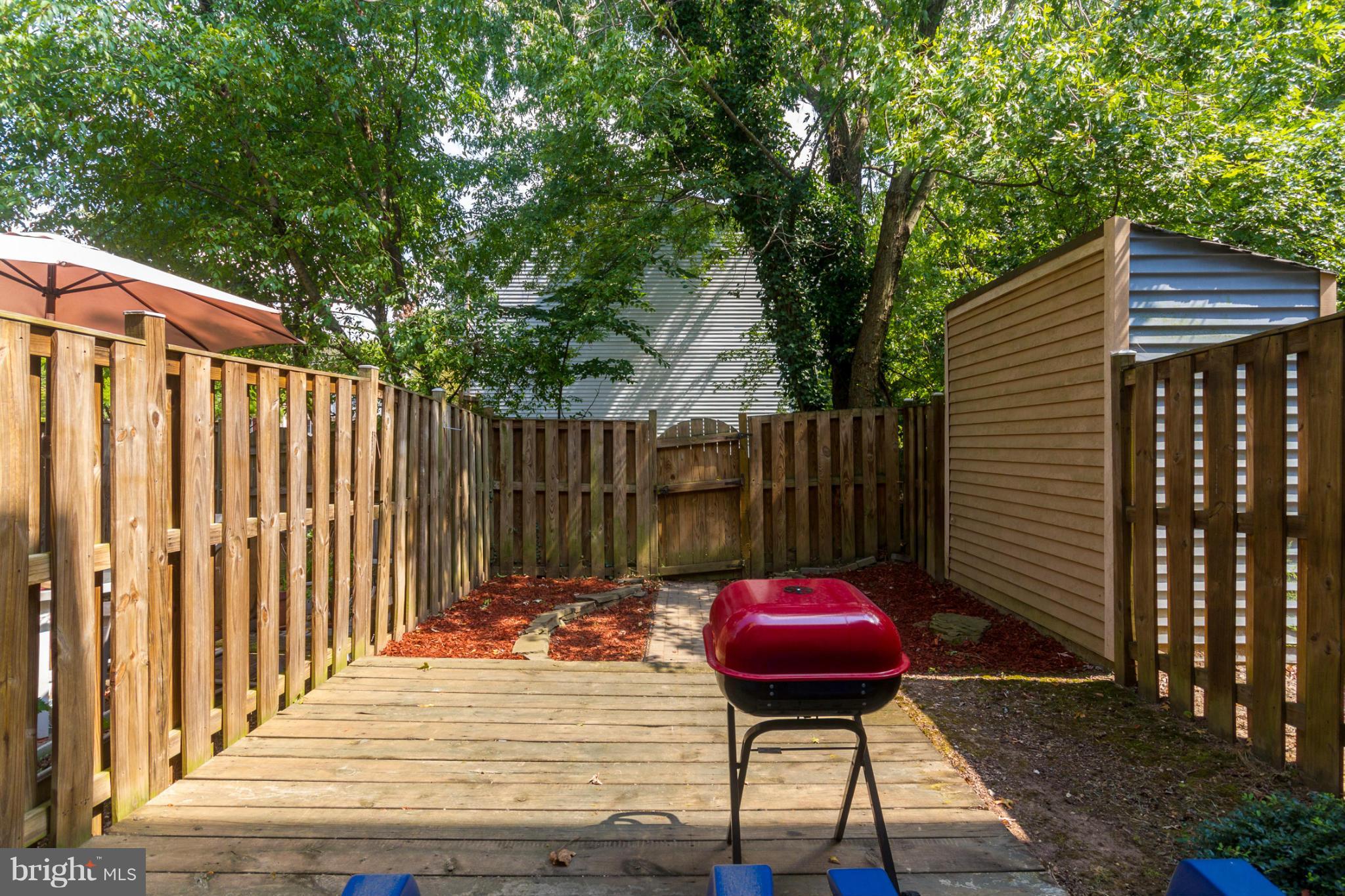 8357 Bark Tree Court Springfield, VA 22153 - Photo 29 of 30 Exterior (Rear)