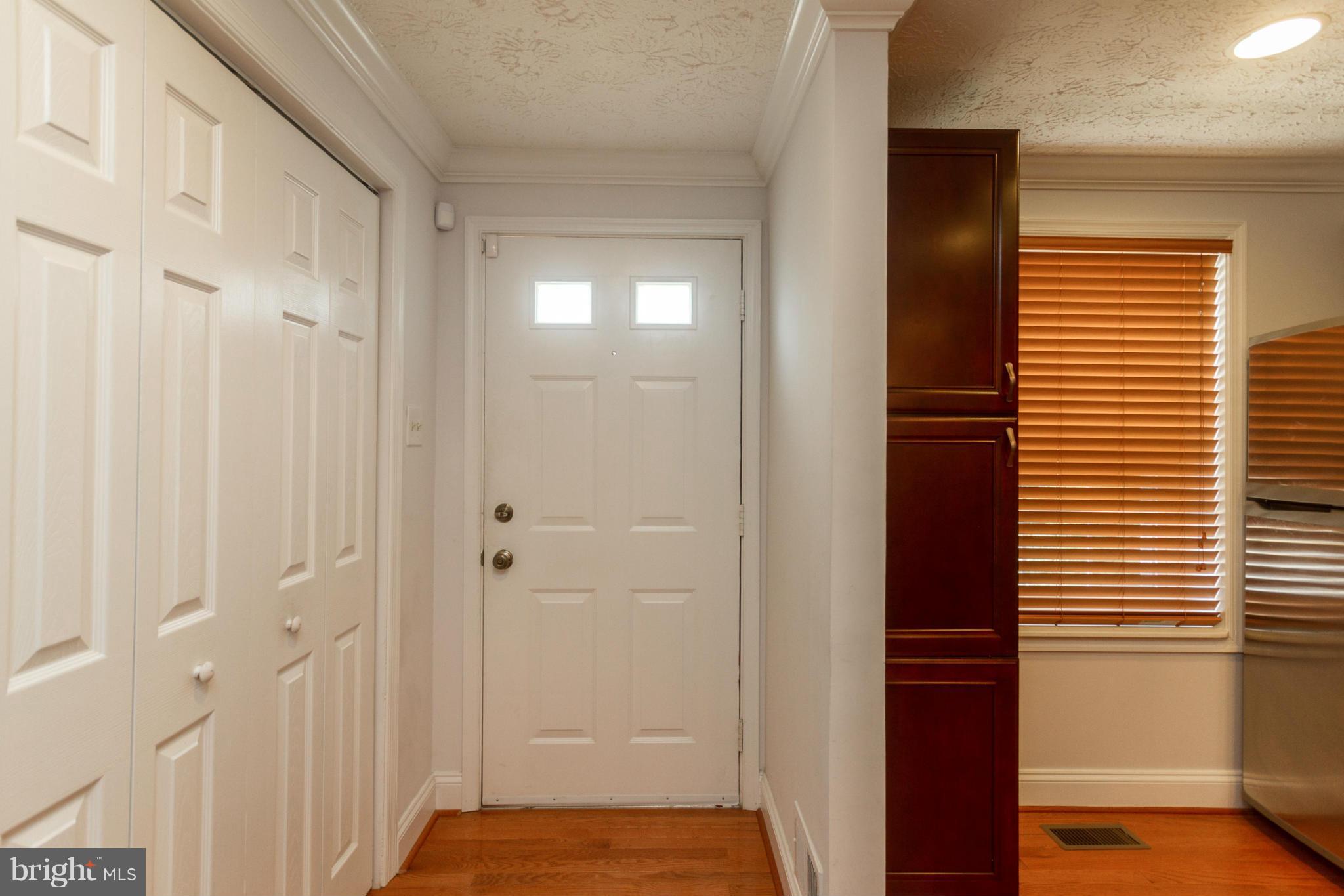 8357 Bark Tree Court Springfield, VA 22153 - Photo 4 of 30 Foyer