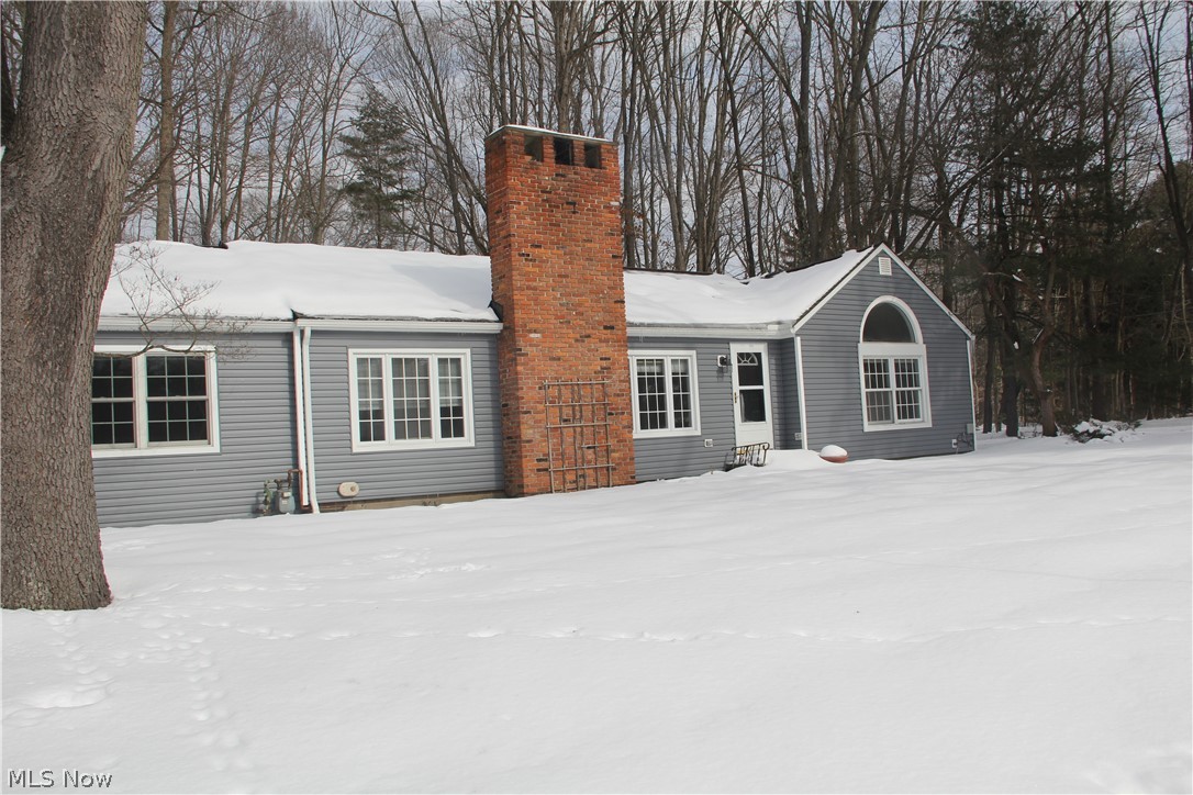 10 Pine River Road Bentleyville, OH 44022 - Photo 1 of 21