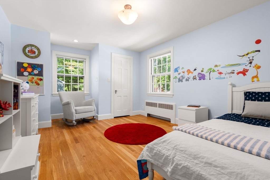 28 York Road Newton, MA 02468 - Photo 13 of 21