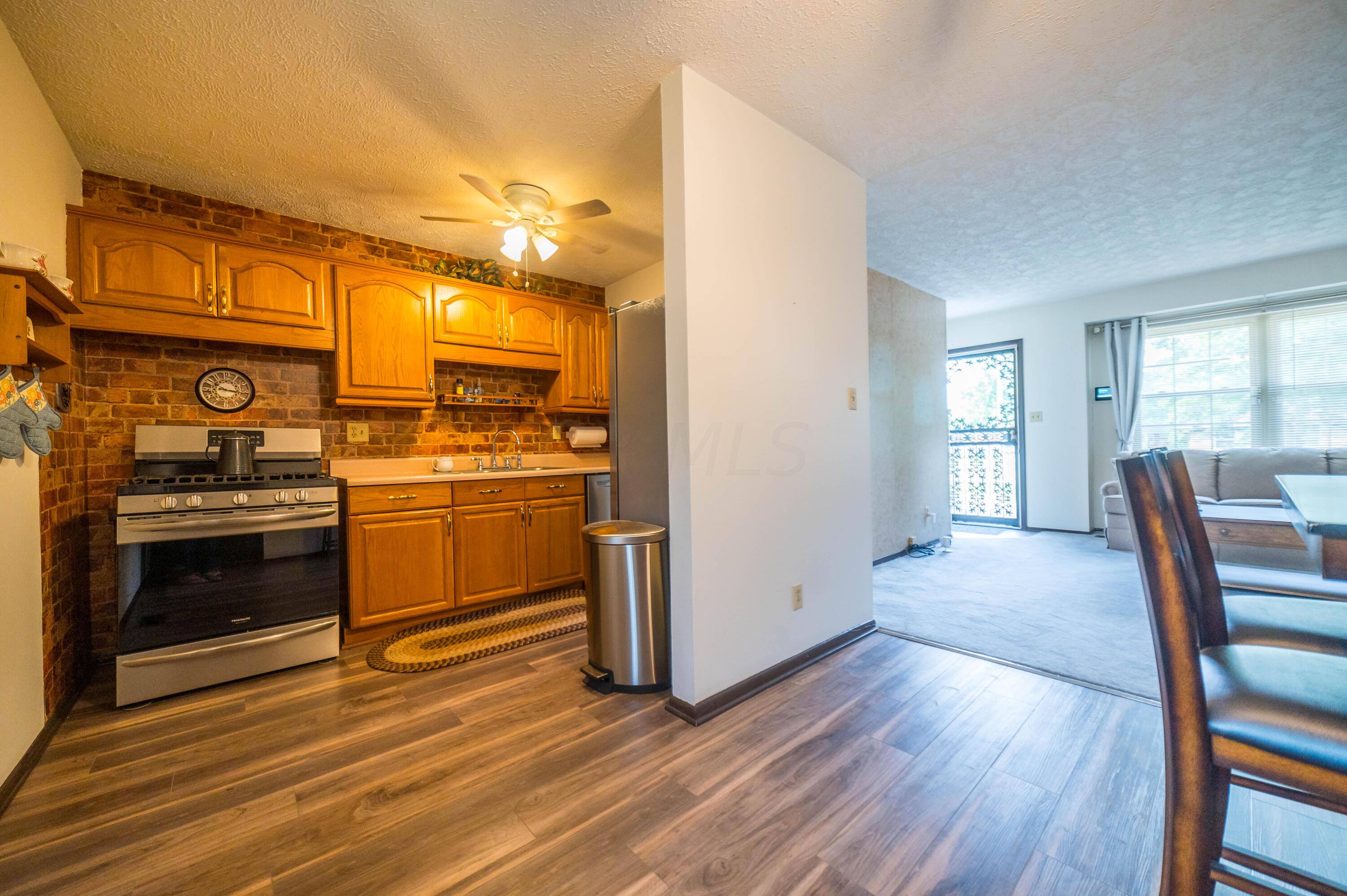 1930 Fleming Road Columbus, OH 43232 - Photo 8 of 17 DSC_1806