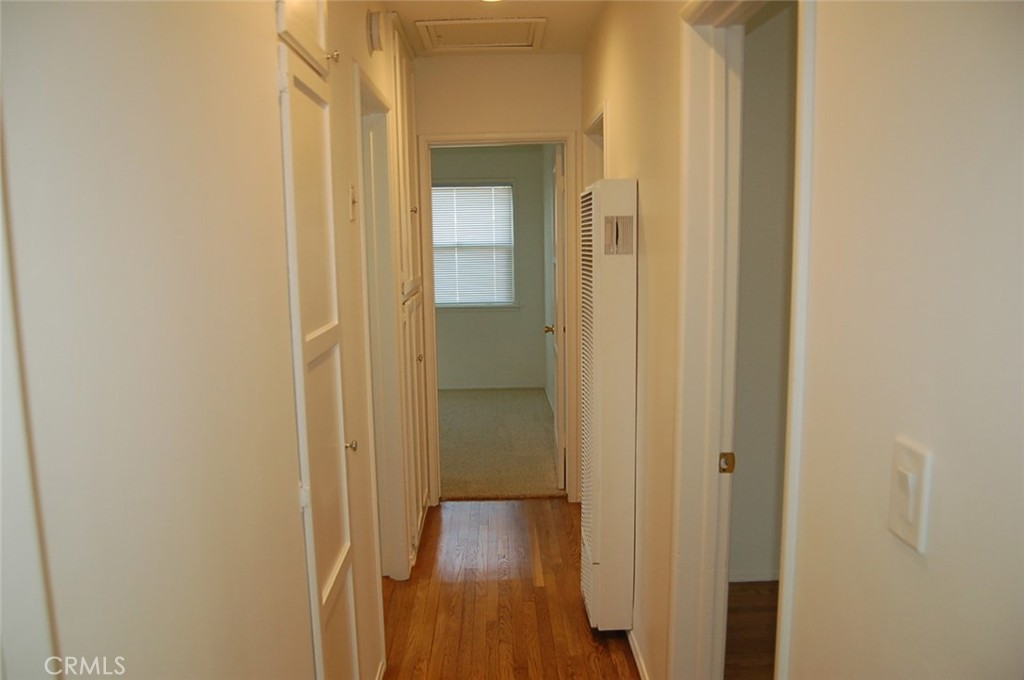 655 West Grove Street Rialto, CA 92376 - Photo 12 of 31