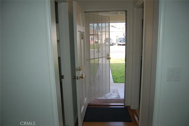 $2,695 | 655 West Grove Street, Rialto, CA 92376