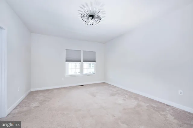 $2,950 | 1328 Trestle Drive, Fredericksburg, VA 22401