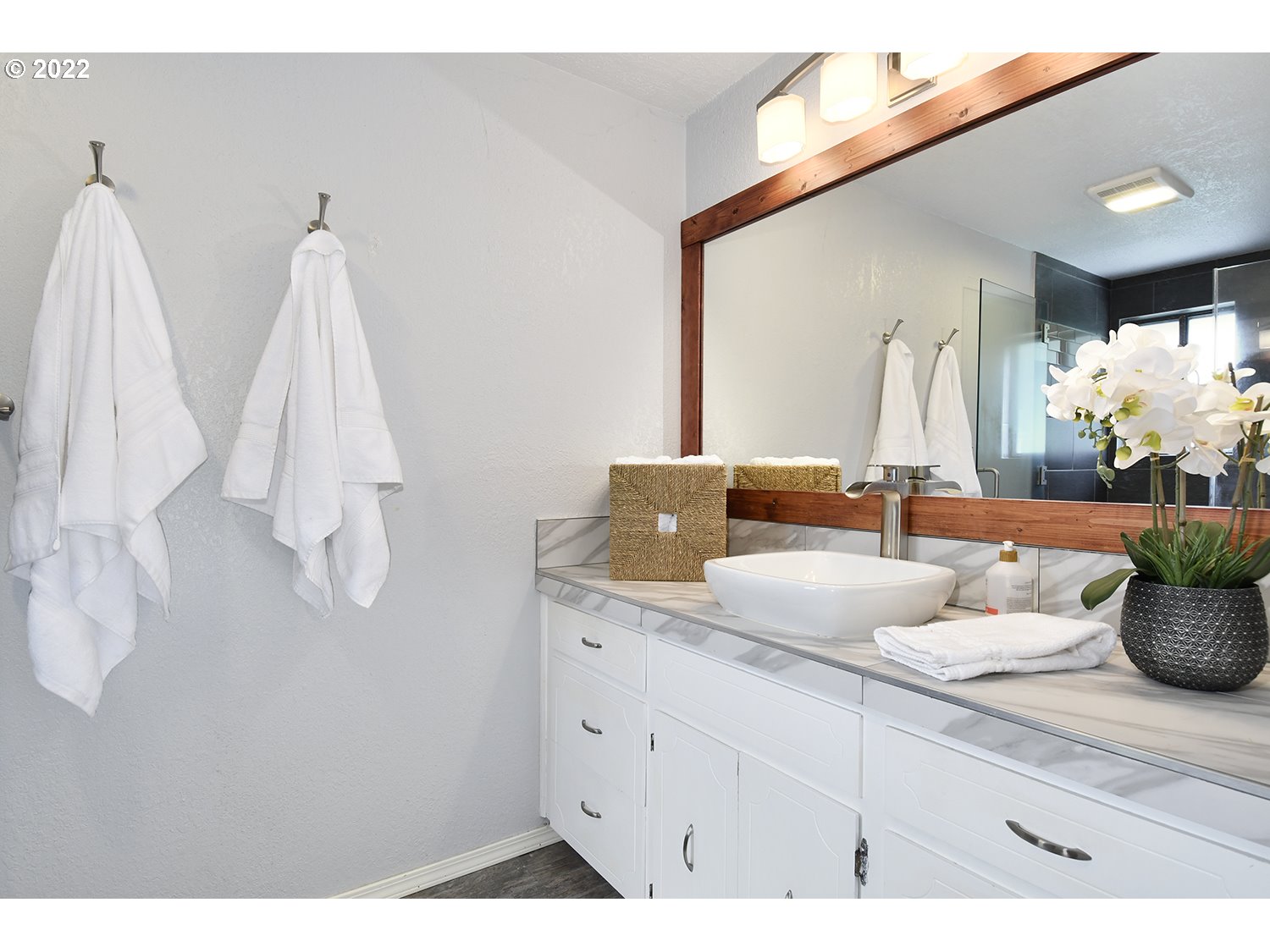 8995 Southwest Jamieson Road Portland, OR 97225 - Photo 15 of 31 Gallery Image 15