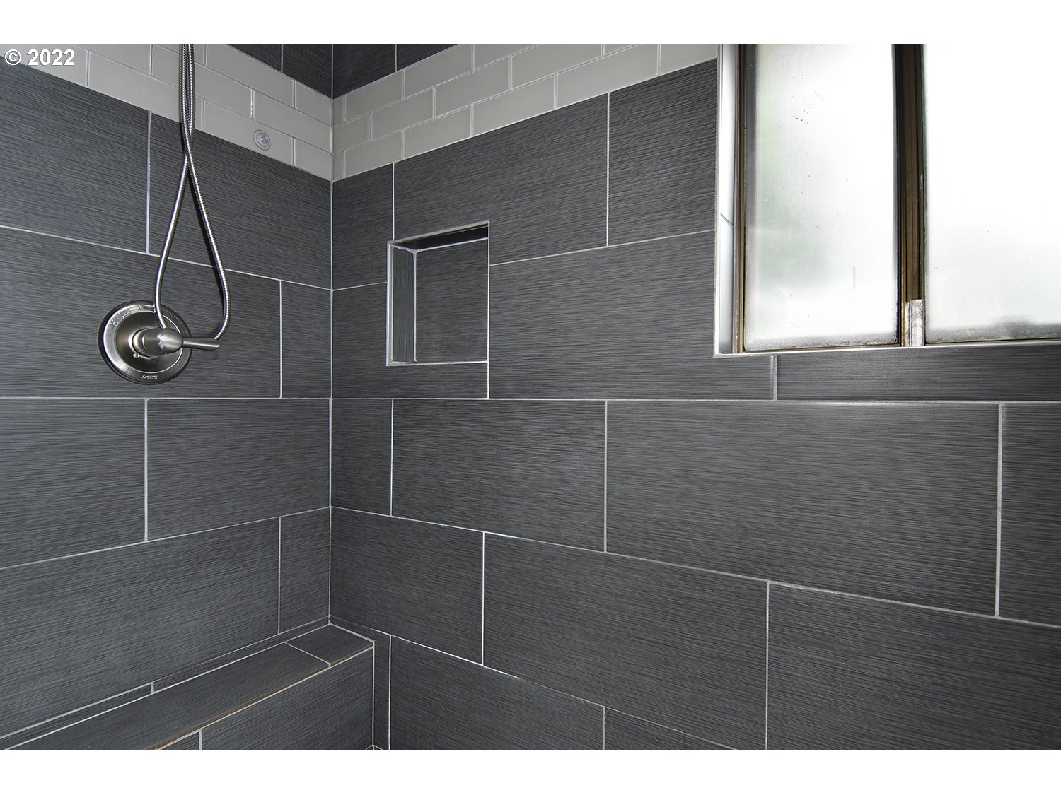 8995 Southwest Jamieson Road Portland, OR 97225 - Photo 16 of 31 Gallery Image 16