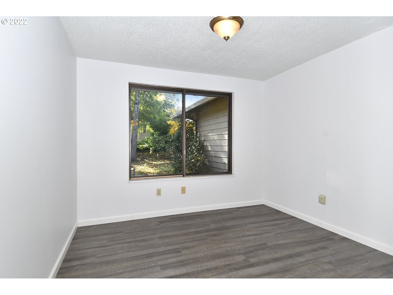 8995 Southwest Jamieson Road Portland, OR 97225 - Photo 24 of 31 Gallery Image 24