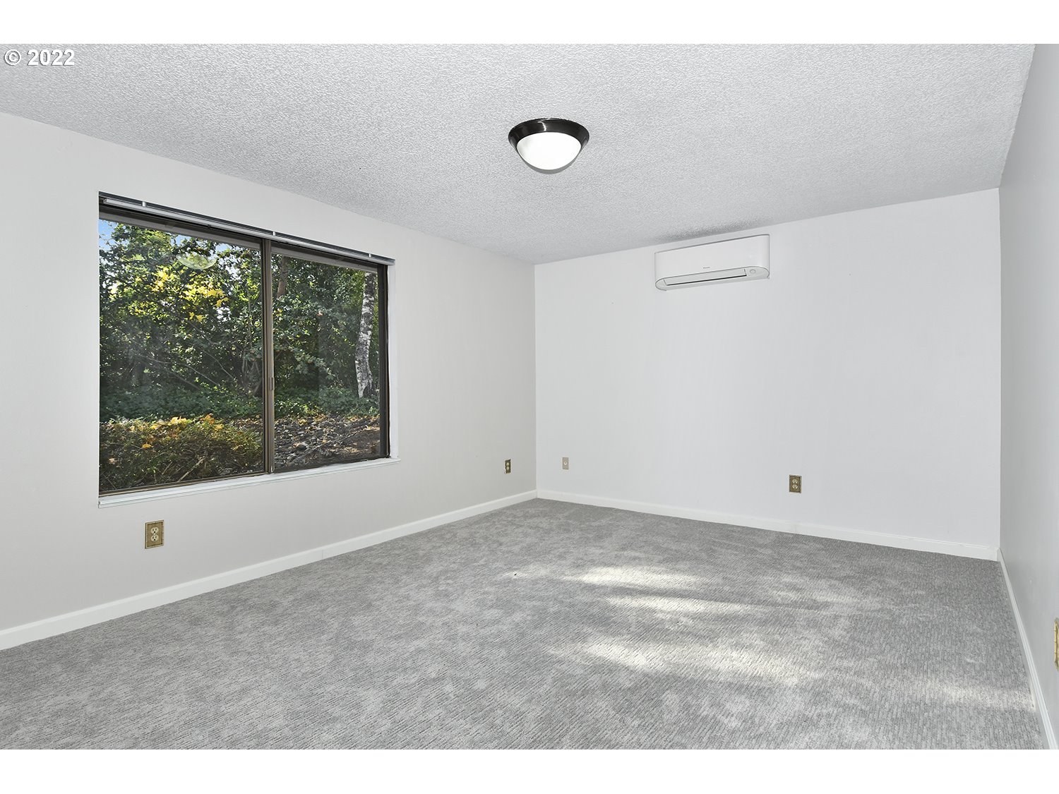 8995 Southwest Jamieson Road Portland, OR 97225 - Photo 28 of 31 Gallery Image 28