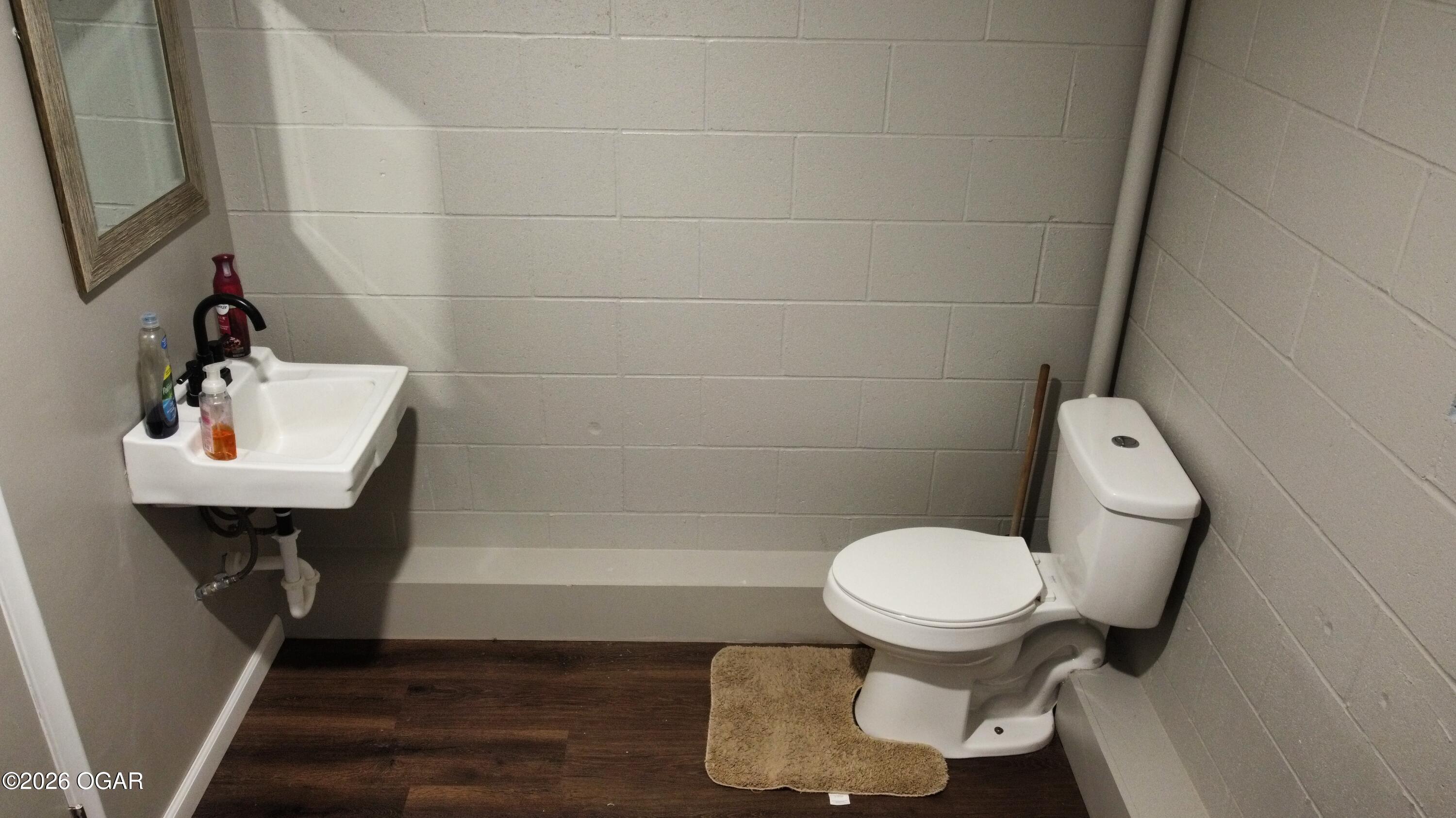 903 Peterson Road Neosho, MO 64850 - Photo 28 of 32 Gallery Image 28