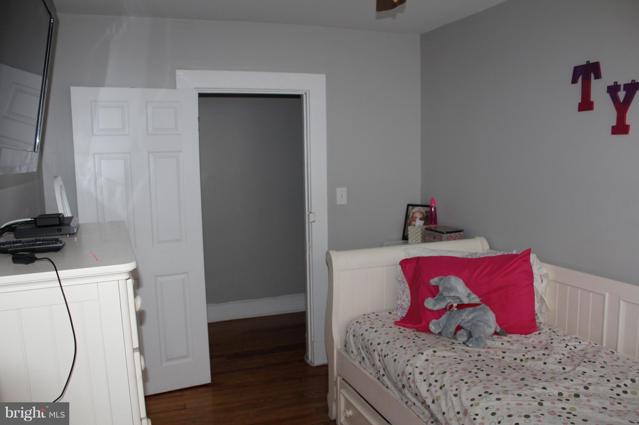3810 Grantley Road Baltimore, MD 21215 - Photo 12 of 22 Bedroom