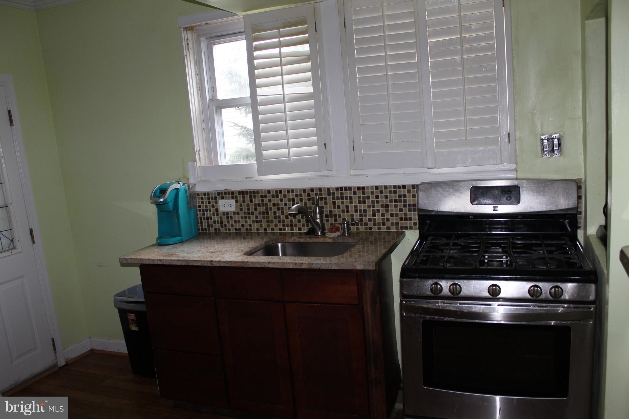 3810 Grantley Road Baltimore, MD 21215 - Photo 9 of 22 Kitchen