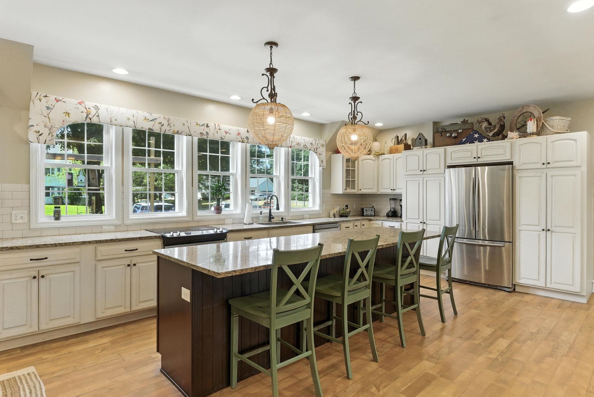 207 Oak Ridge Road Plaistow, NH 03865 - Photo 14 of 40