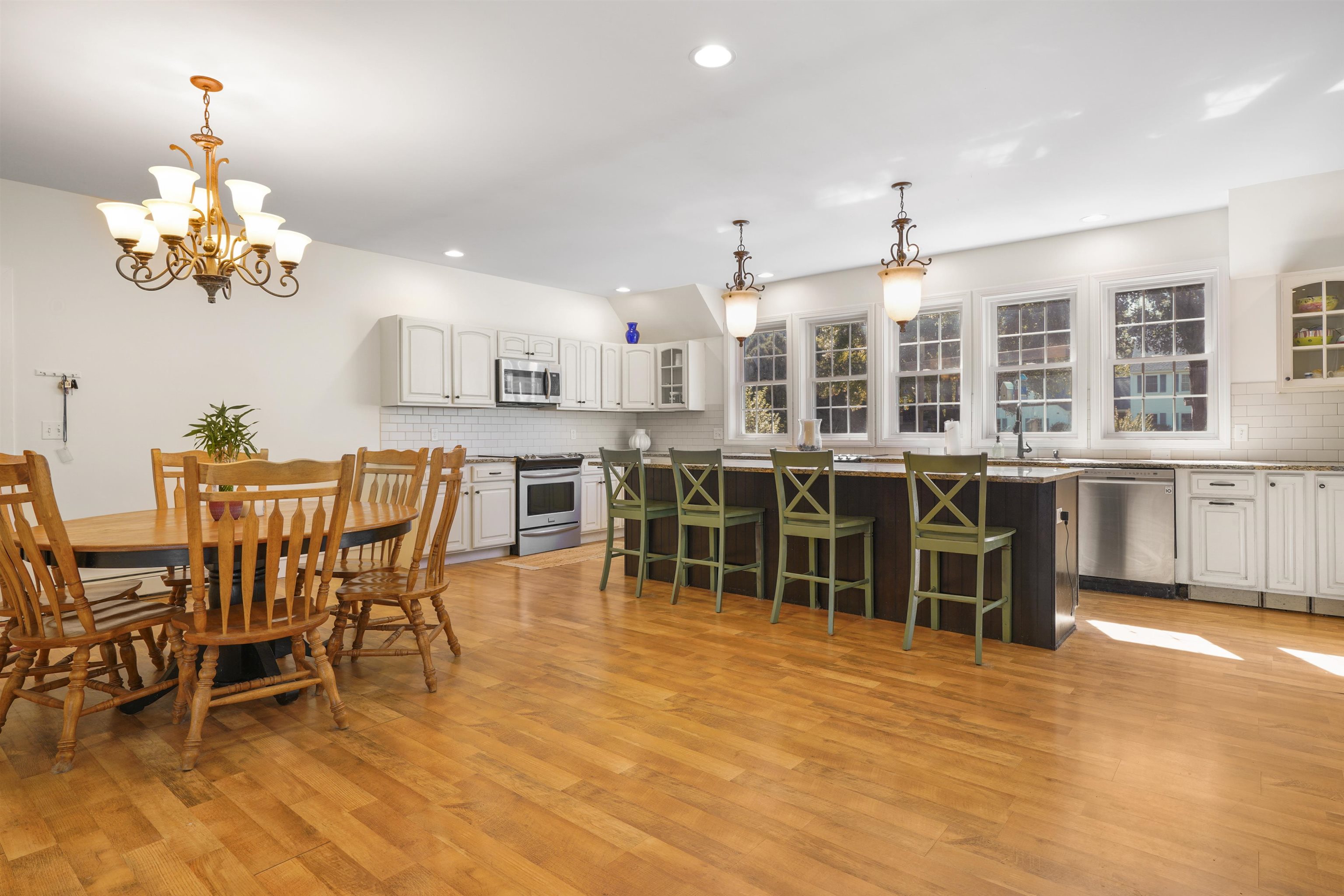 207 Oak Ridge Road Plaistow, NH 03865 - Photo 16 of 40