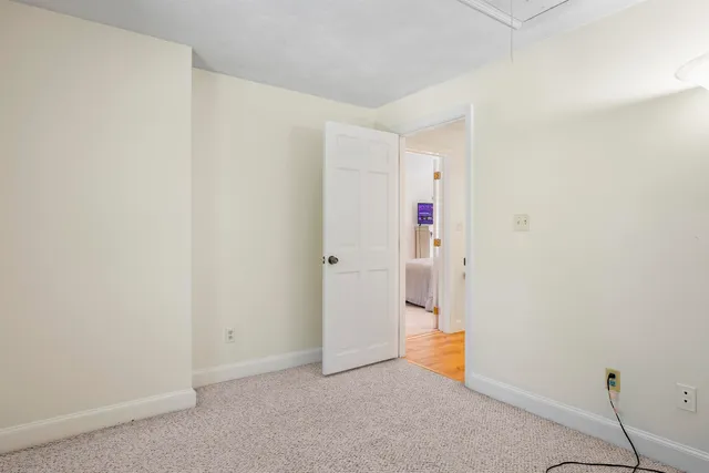 $899,900 | 207 Oak Ridge Road, Plaistow, NH 03865