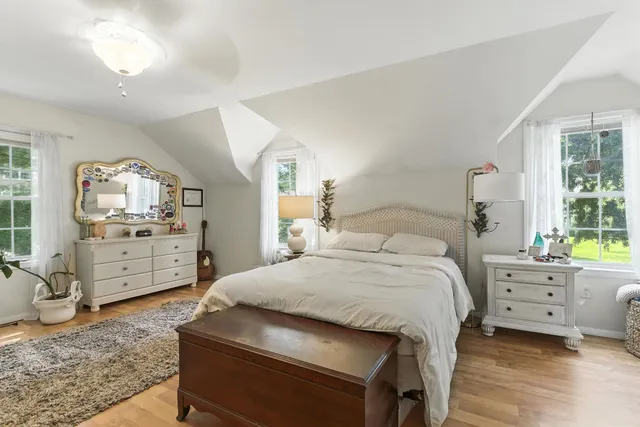 $899,900 | 207 Oak Ridge Road, Plaistow, NH 03865