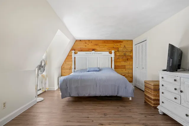 $899,900 | 207 Oak Ridge Road, Plaistow, NH 03865