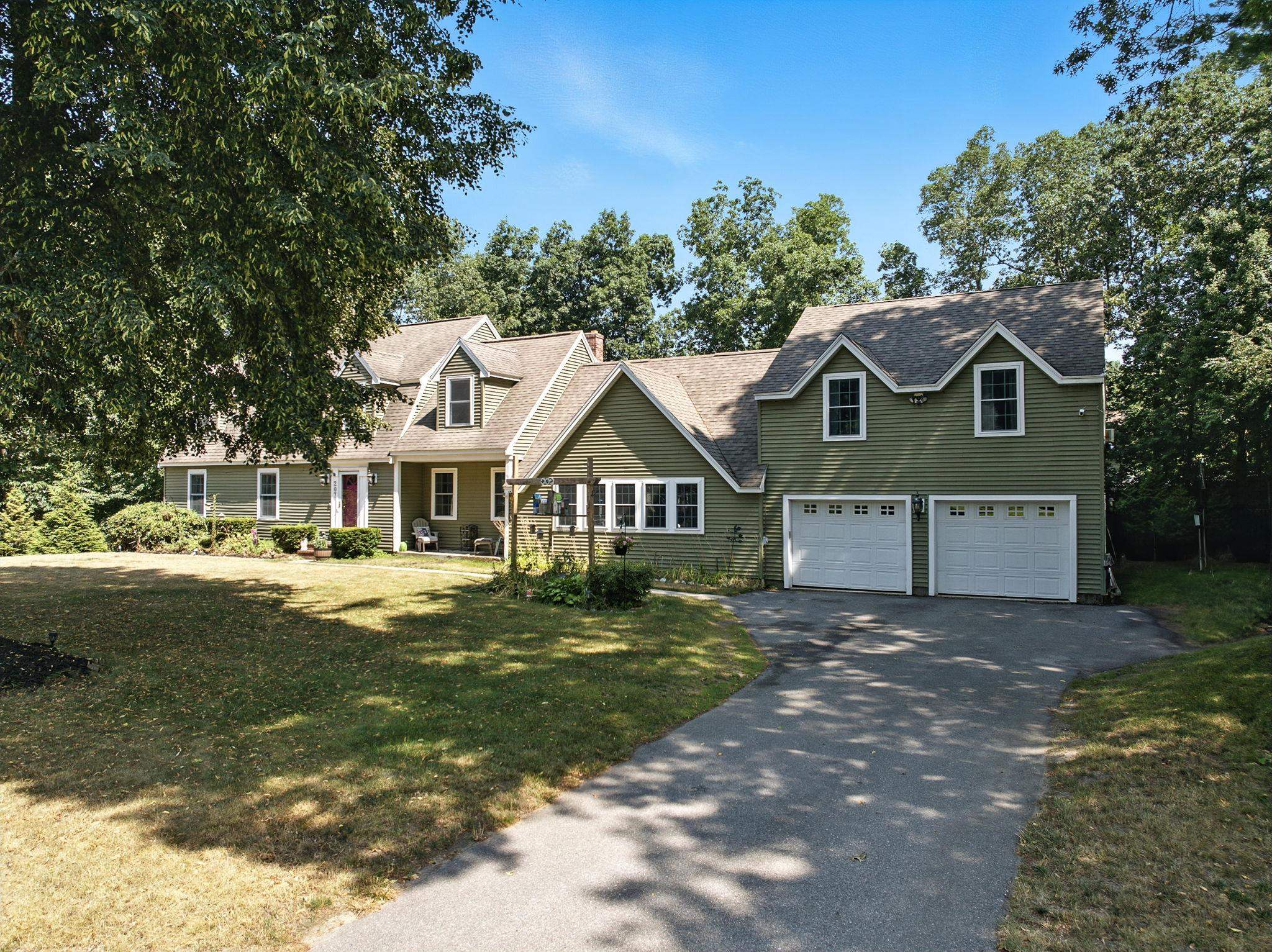 207 Oak Ridge Road Plaistow, NH 03865 - Photo 5 of 40