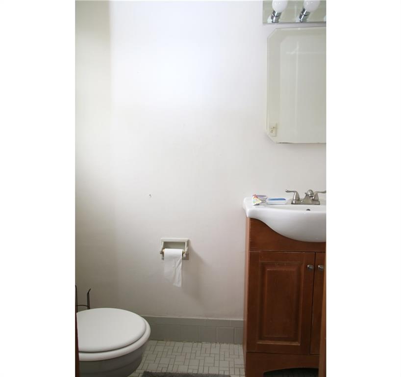60 Reno Avenue Staten Island, NY 10306 - Photo 6 of 26 Gallery Image 6