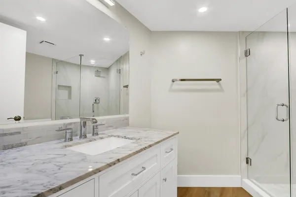 $7,000 | 5420 North Ocean Drive, Unit 506, Singer Island, FL 33404
