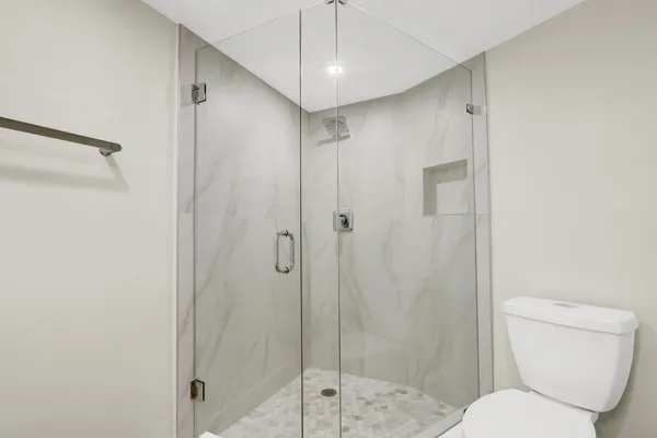 $7,000 | 5420 North Ocean Drive, Unit 506, Singer Island, FL 33404