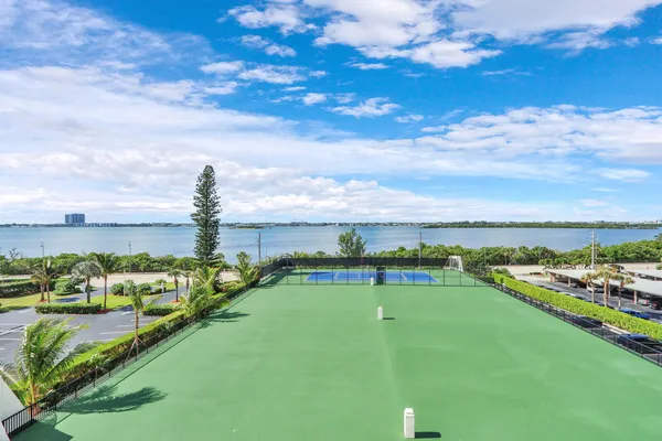 $7,000 | 5420 North Ocean Drive, Unit 506, Singer Island, FL 33404