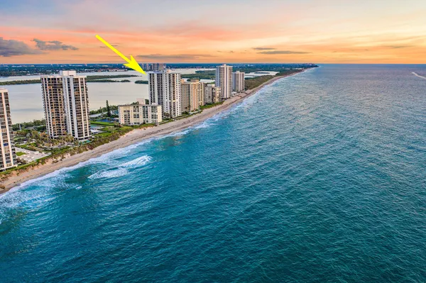 $7,000 | 5420 North Ocean Drive, Unit 506, Singer Island, FL 33404