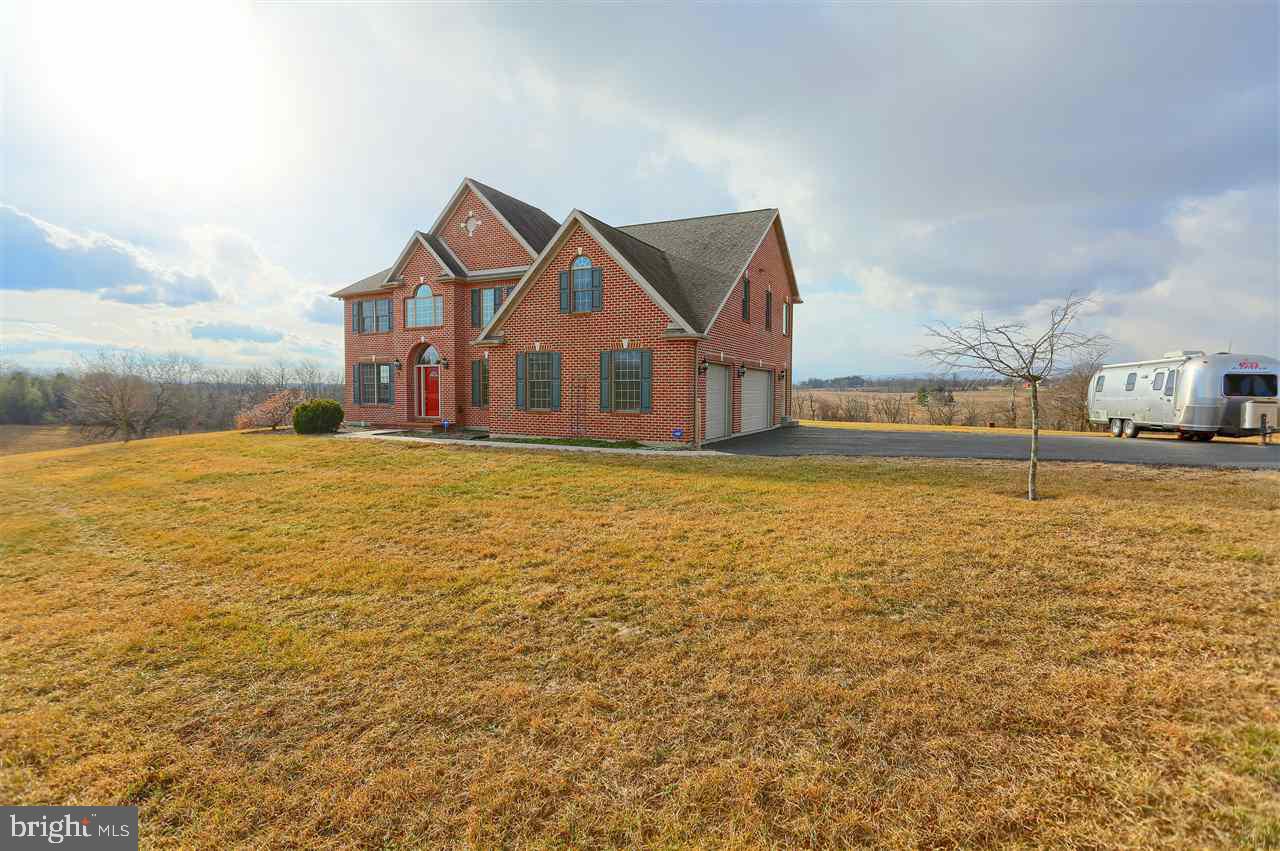 172 North Middlesex Road Carlisle, PA 17013 - Photo 3 of 25 Gallery Image 3