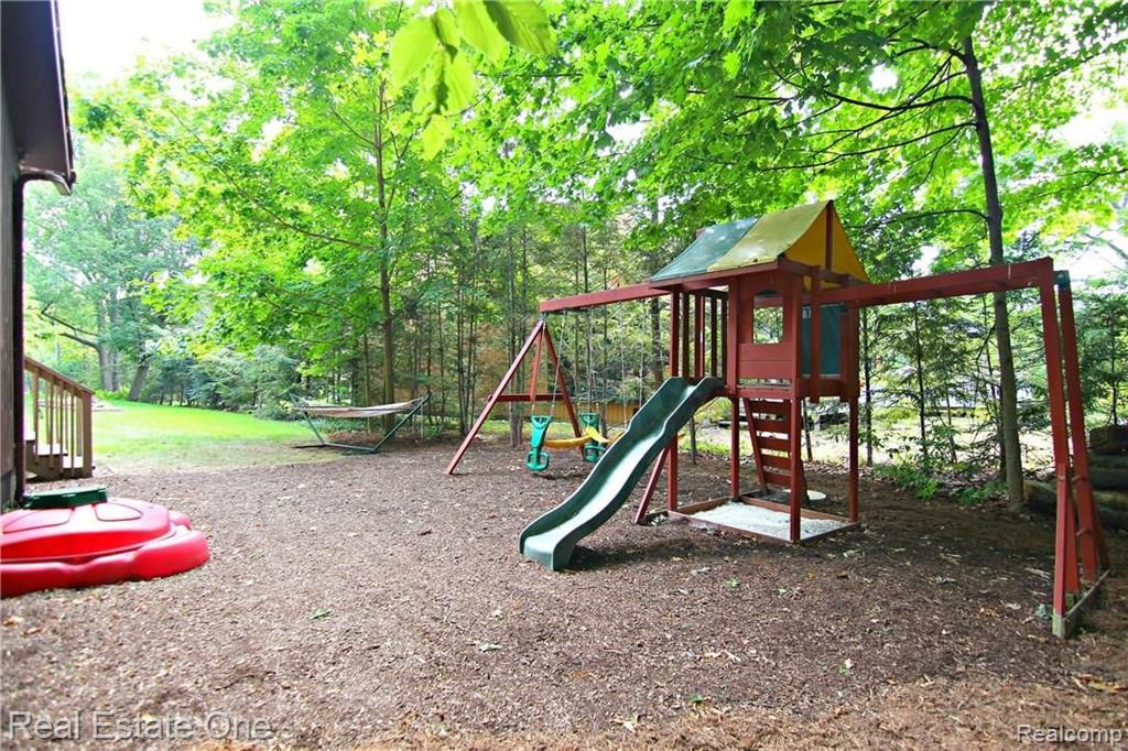 28053 Inkster Road Farmington Hills, MI 48334 - Photo 46 of 46