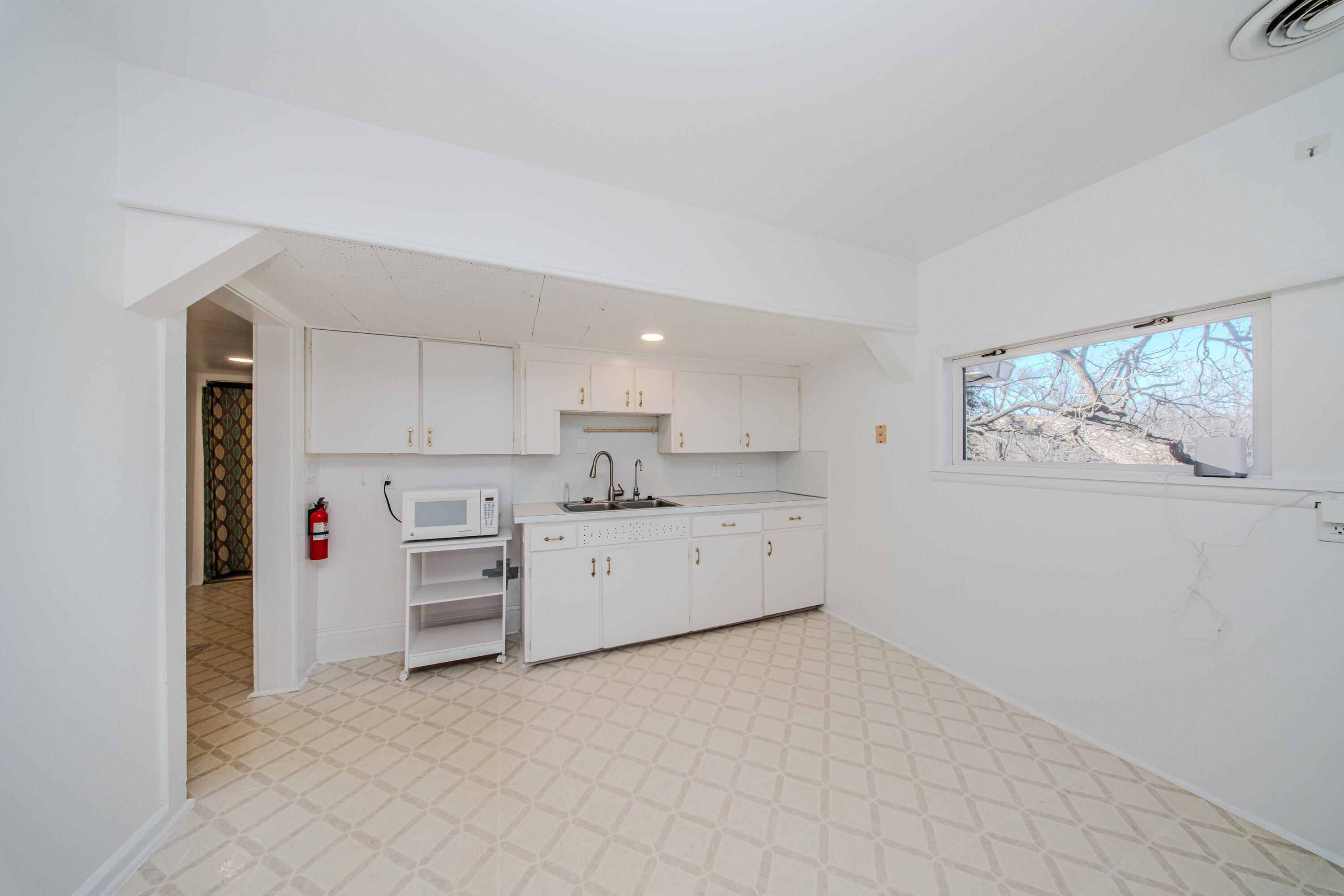 7130 Platt Road Saline, MI 48176 - Photo 33 of 79 Apt 2 Kitchen