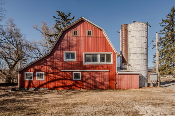 $650,000 | 7130 Platt Road, Saline, MI 48176