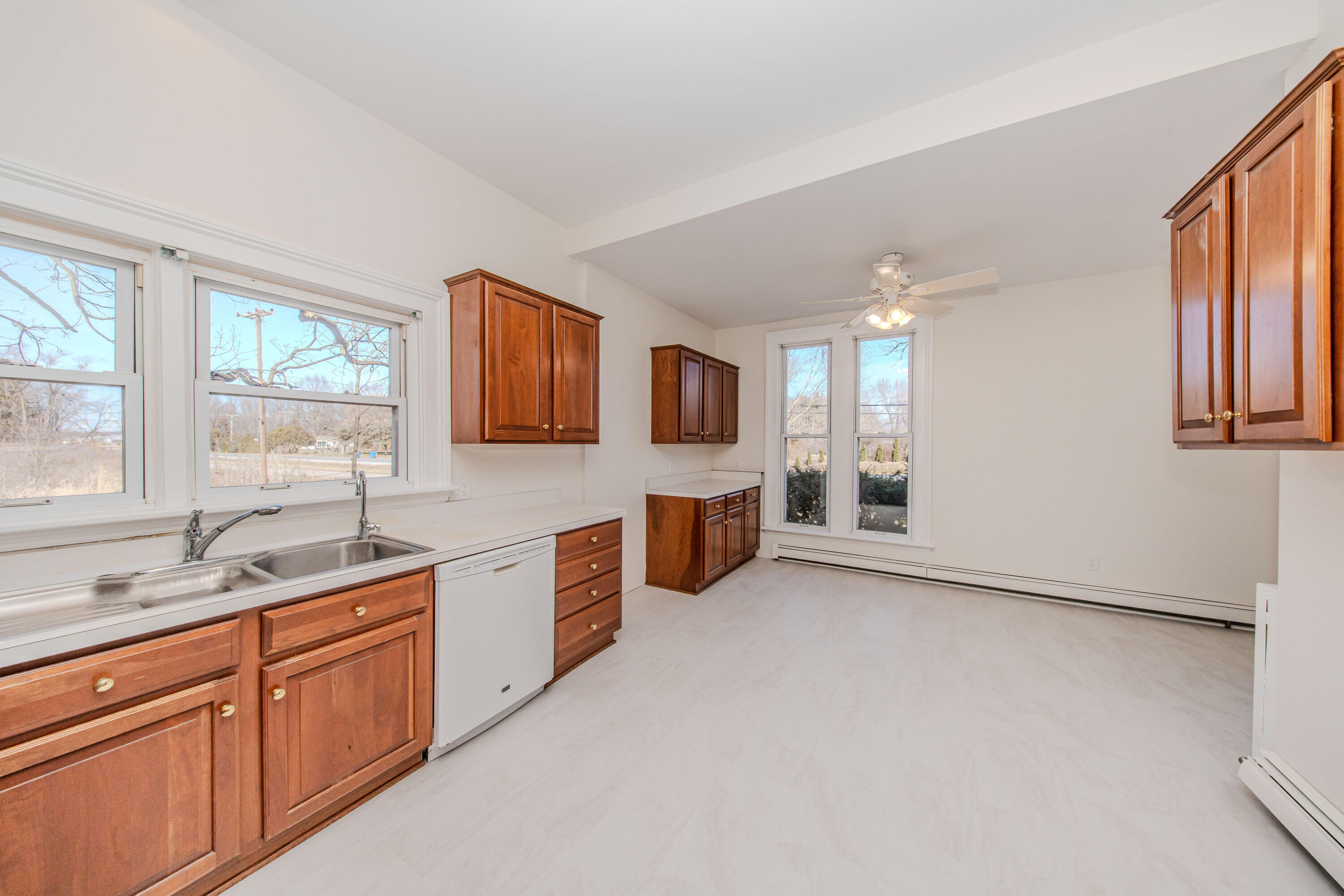 7130 Platt Road Saline, MI 48176 - Photo 10 of 79 Kitchen