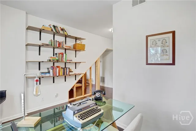 $600,000 | 4 East Back Street, Savannah, GA 31419