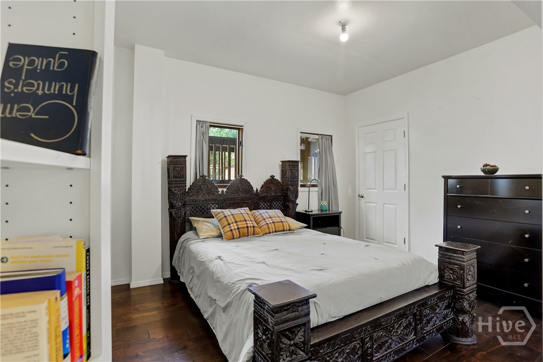 4 East Back Street Savannah, GA 31419 - Photo 36 of 66 First floor in-law suite