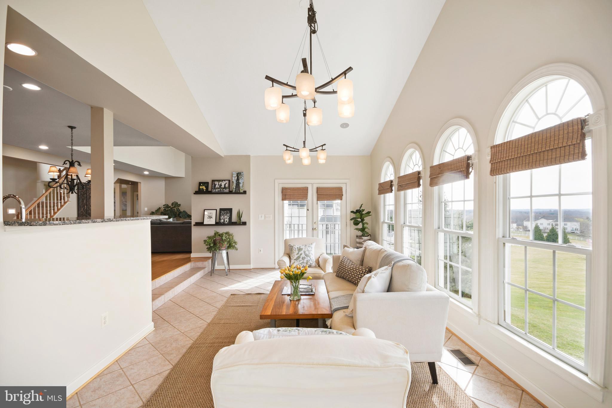 25122 Vista Ridge Road Laytonsville, MD 20882 - Photo 36 of 70 Sunroom