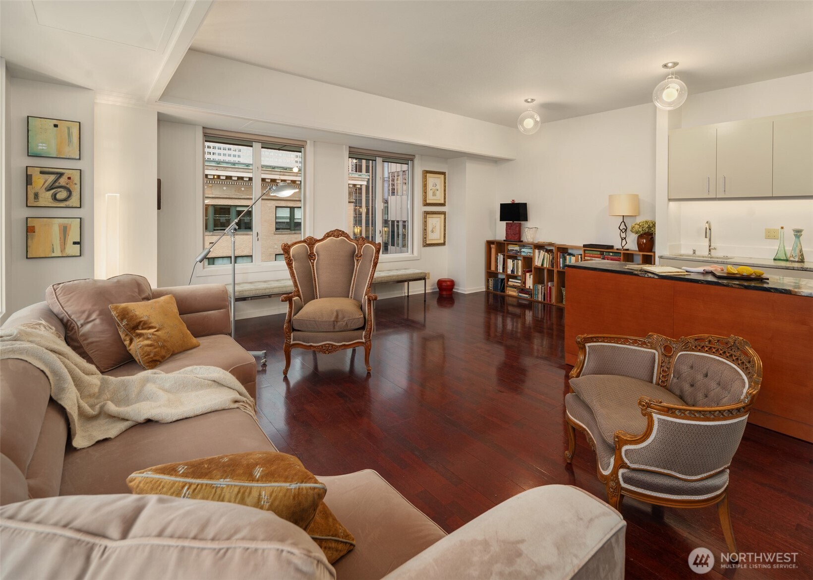 98 Union Street, Unit 810 Seattle, WA 98101 - Photo 12 of 38