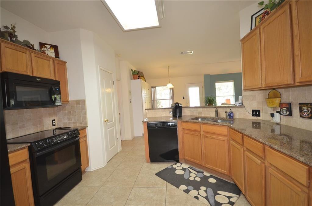 7709 Amanda Ellis Way Austin, TX 78749 - Photo 2 of 17