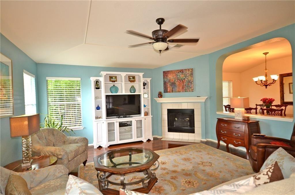 7709 Amanda Ellis Way Austin, TX 78749 - Photo 8 of 17