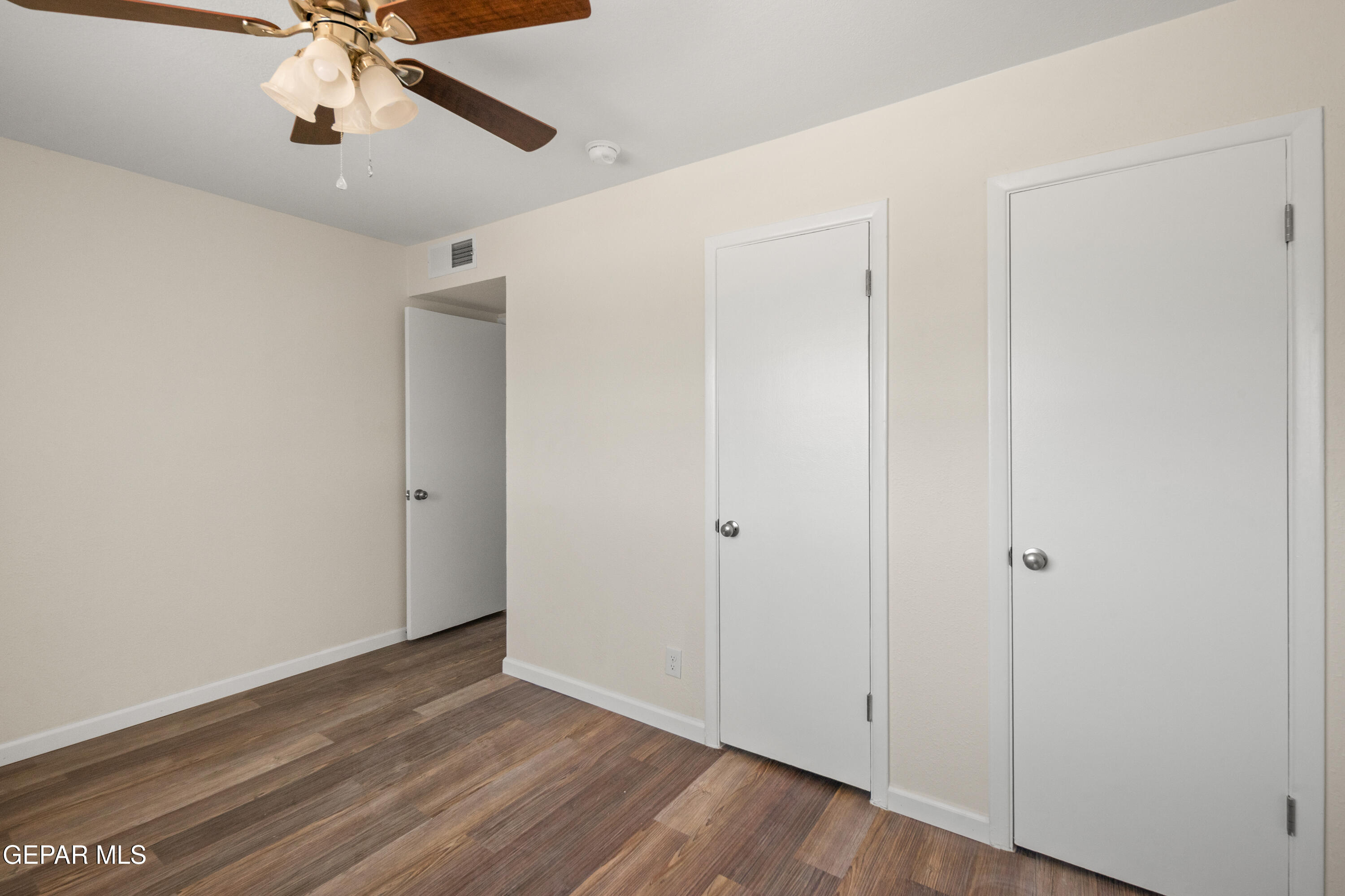 9220 Raleigh Drive El Paso, TX 79924 - Photo 13 of 23 a view of an entryway with wooden floor