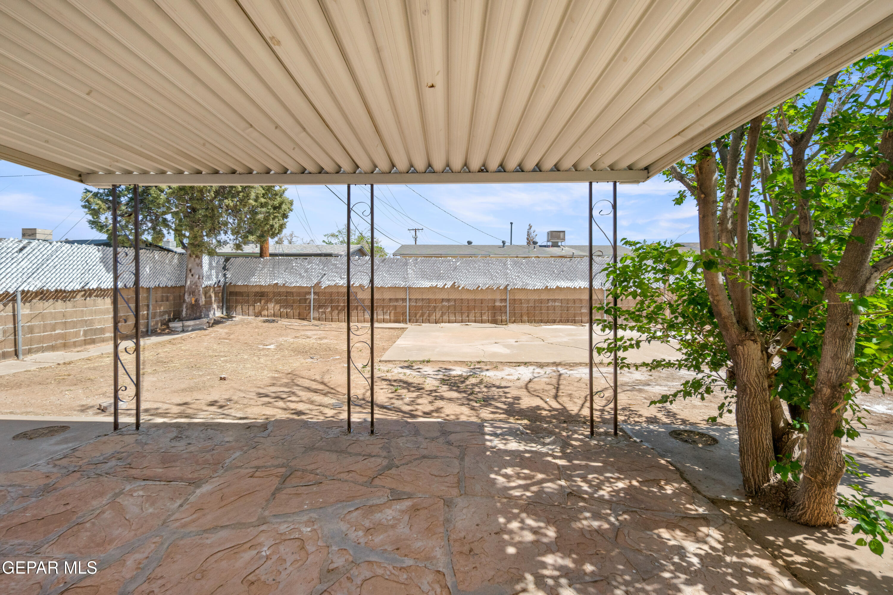 9220 Raleigh Drive El Paso, TX 79924 - Photo 19 of 23 a view of a backyard