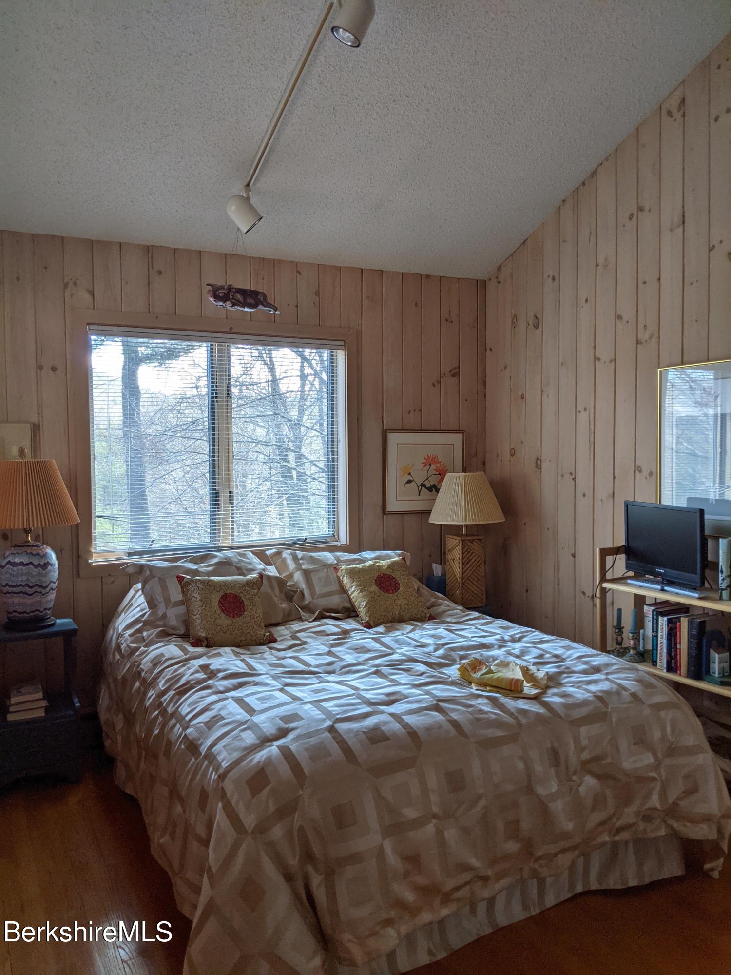 91 William Holmes Road Becket, MA 01223 - Photo 34 of 46 PXL_20210327_184754370